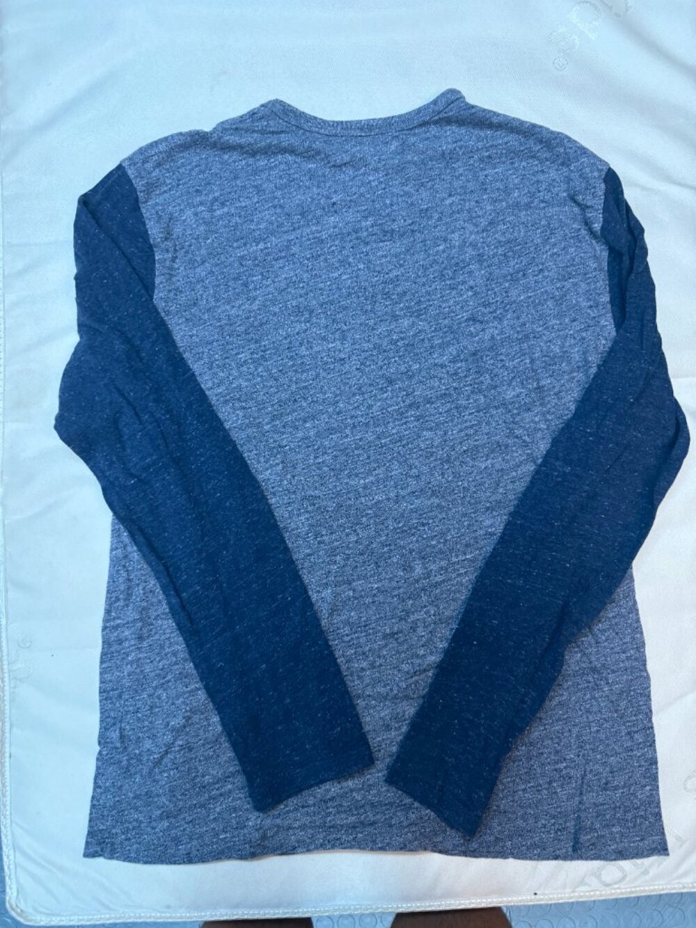 J.Crew Knit Goods Long Sleeve Tees Lot of 2 Size M Slim - Picture 6 of 8